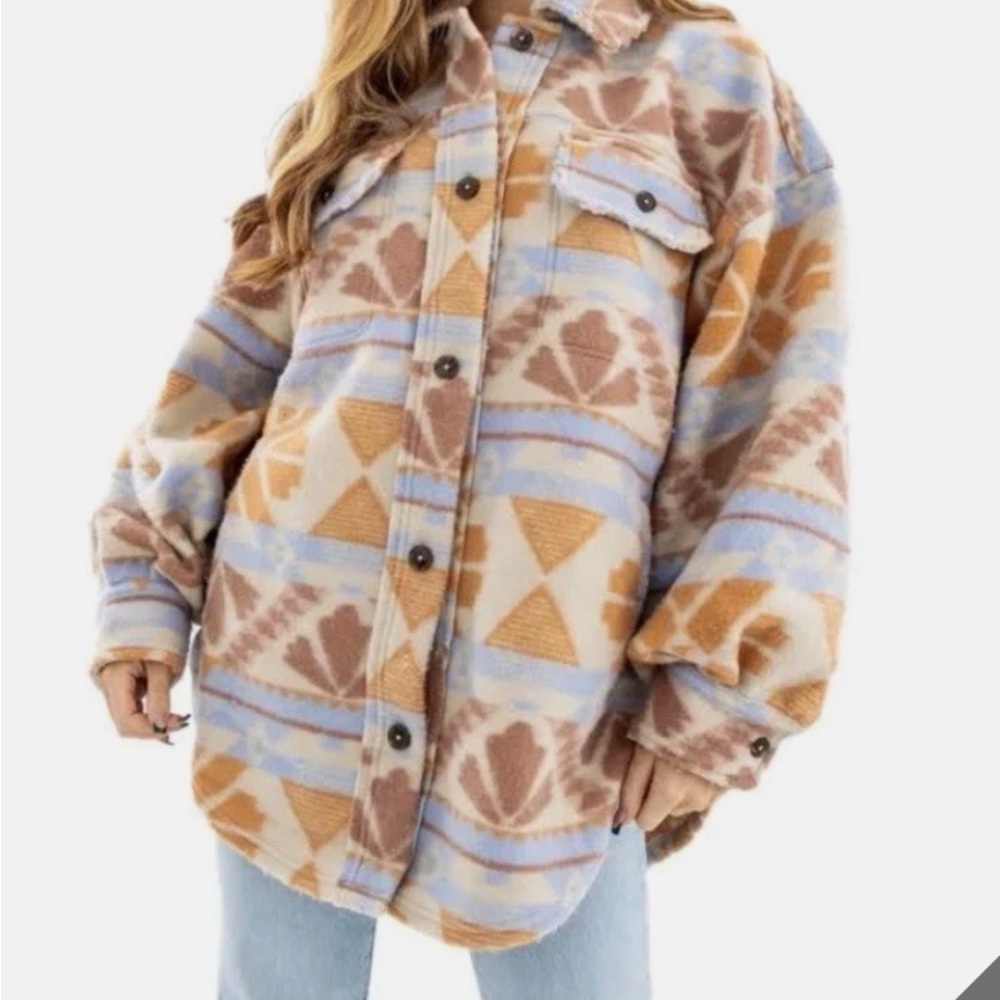 Cozy Oversized Free People Shacket - Picture 5 of 7